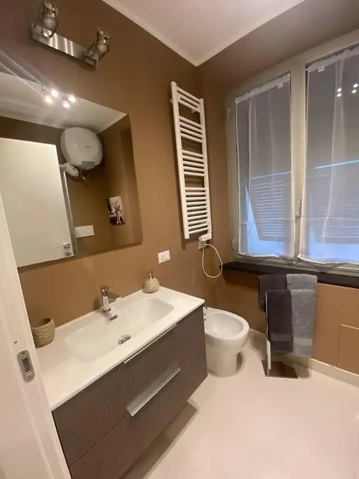 Colombo Brown House Apartment Genoa Italy